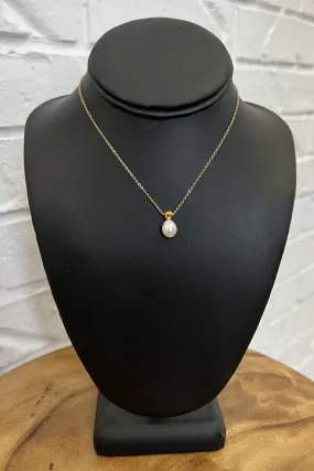 18K Remi Dainty Pearl Necklace