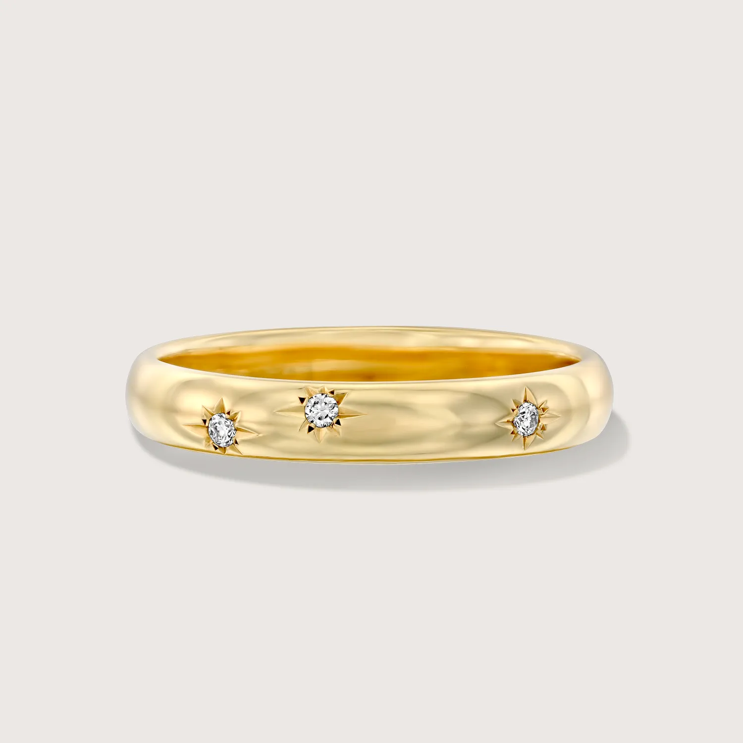 Dylan Gold Ring Diamonds Star Setting