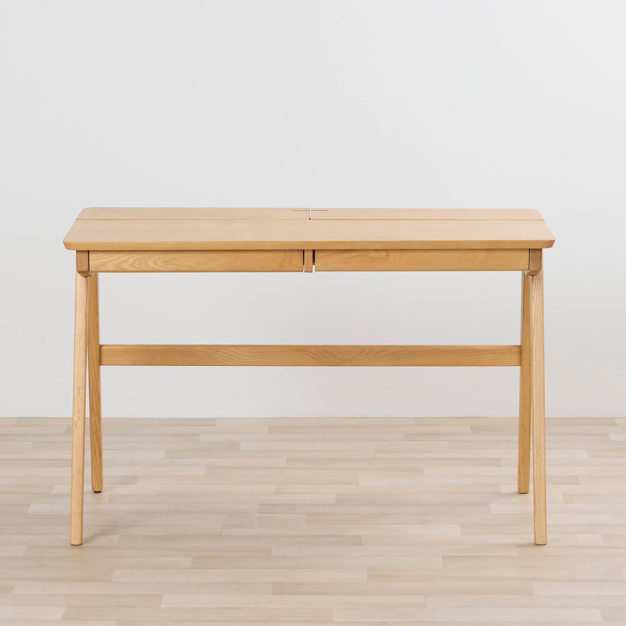 Hugo Desk - Oak