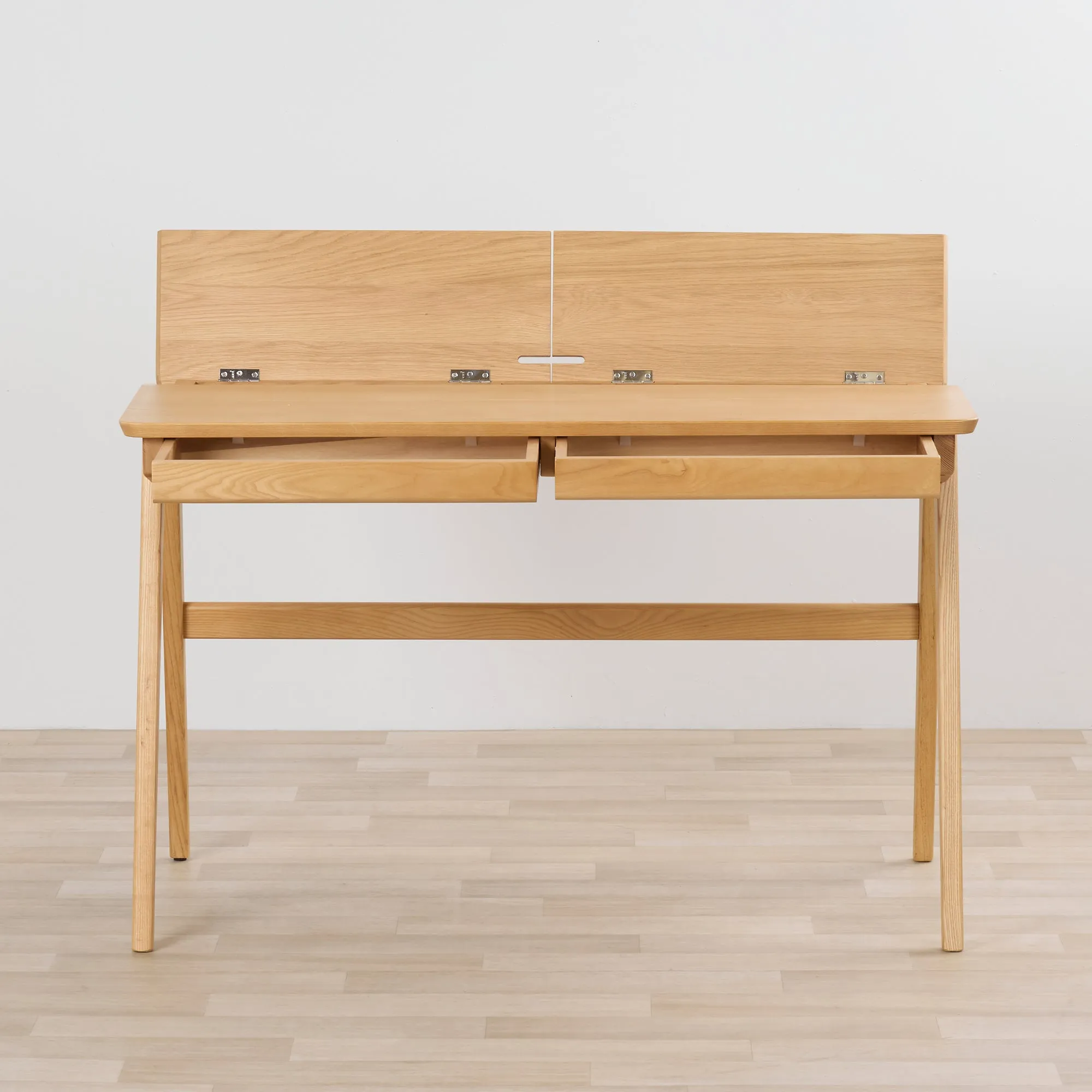 Hugo Desk - Oak