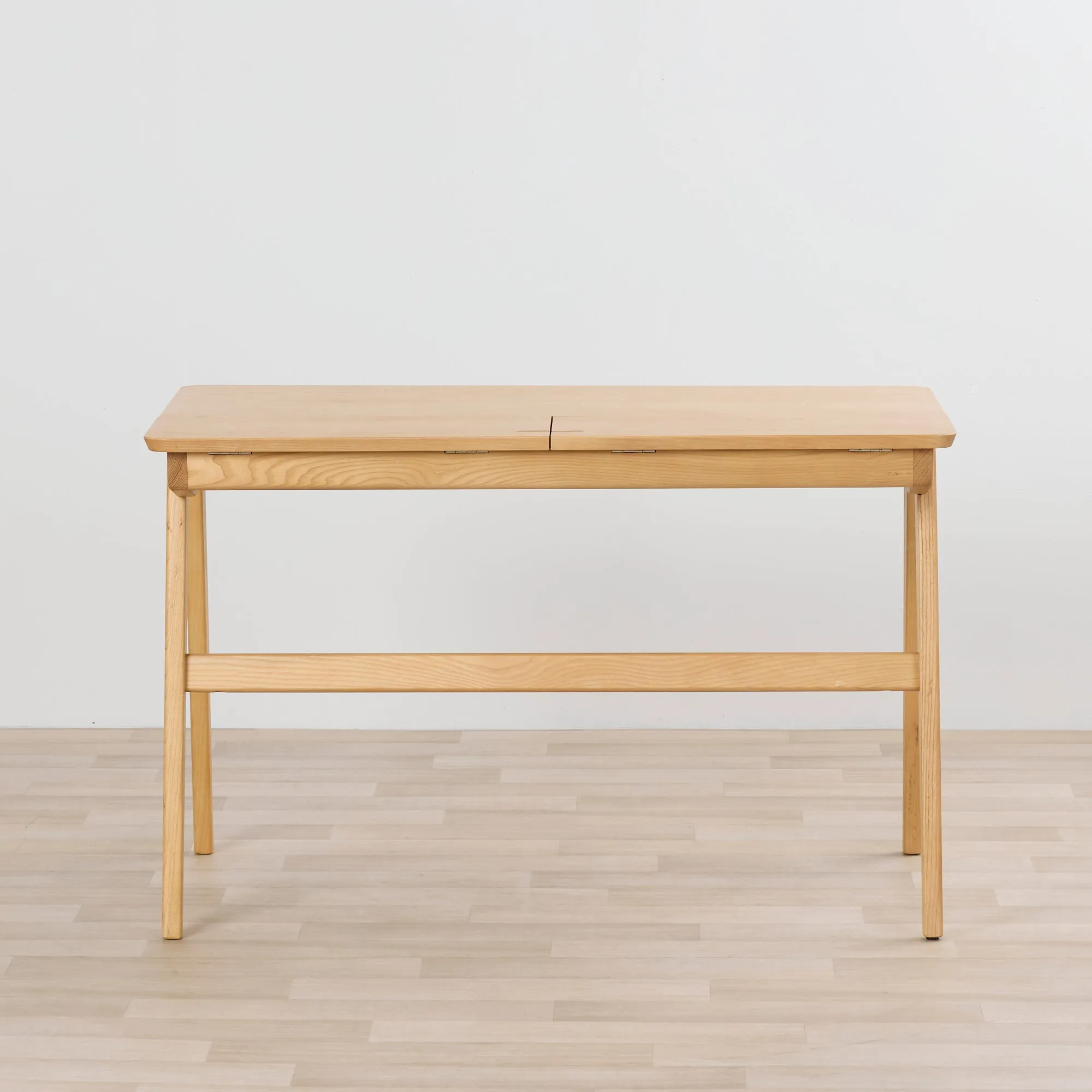 Hugo Desk - Oak