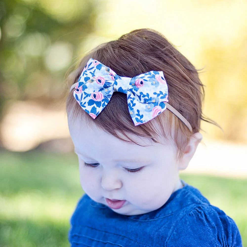 Men's Freestyle Self-Tie Bow Tie / Rosa In Periwinkle