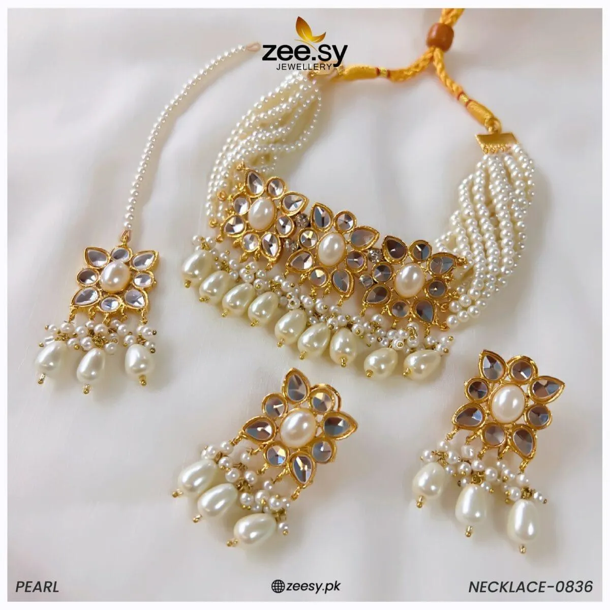 NECKLACE-0836