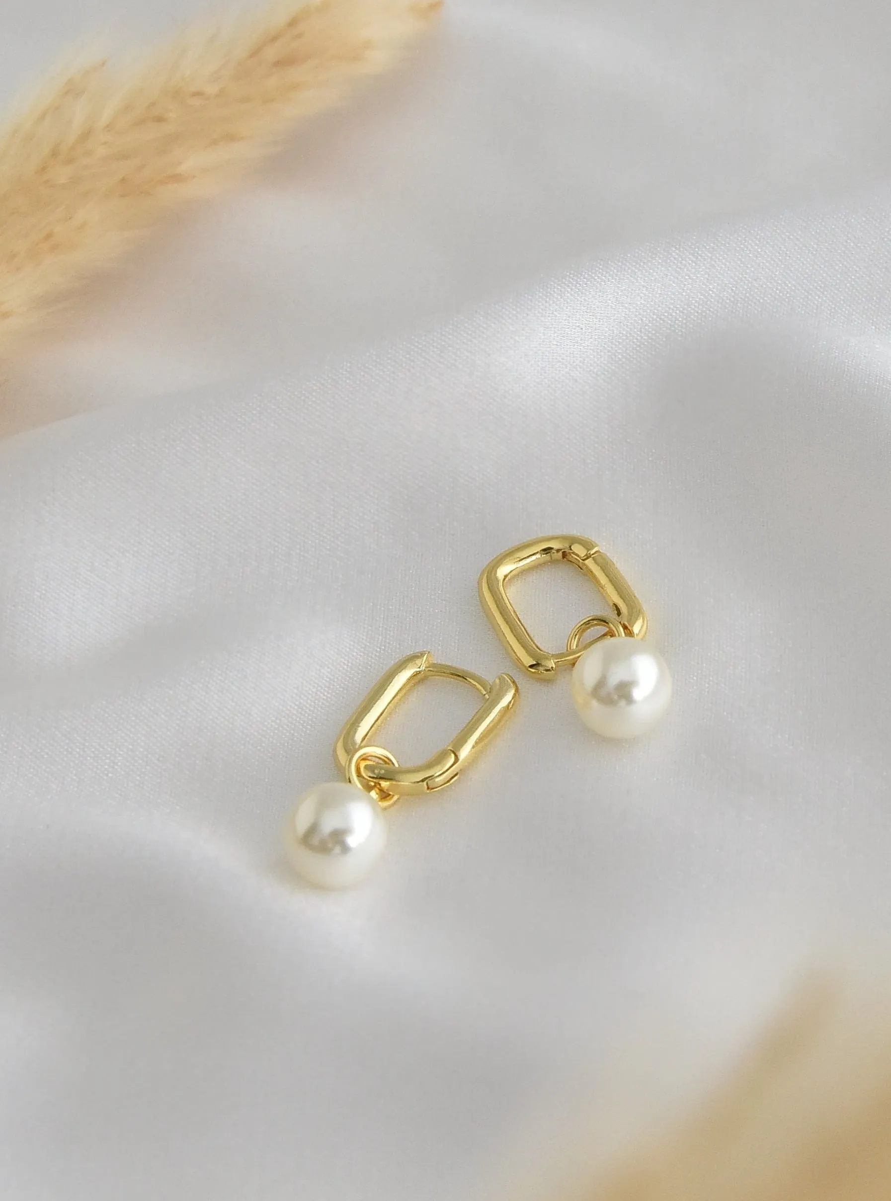 Rectangular Pearlite Earrings