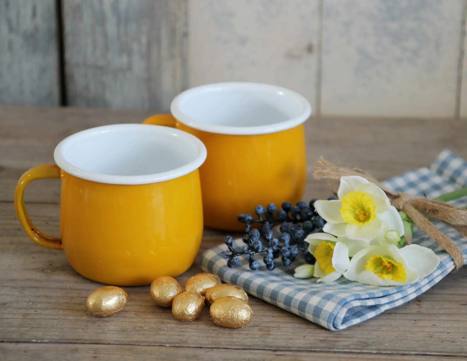 Rounded Enamel Mug - Mustard