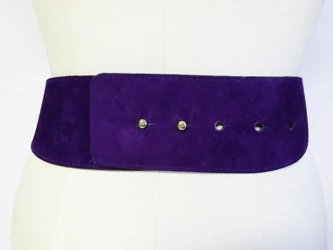 *VINTAGE PURPLE GENUINE SUEDE LEATHER GOLD CHAIN & COIN CONTOUR BELT